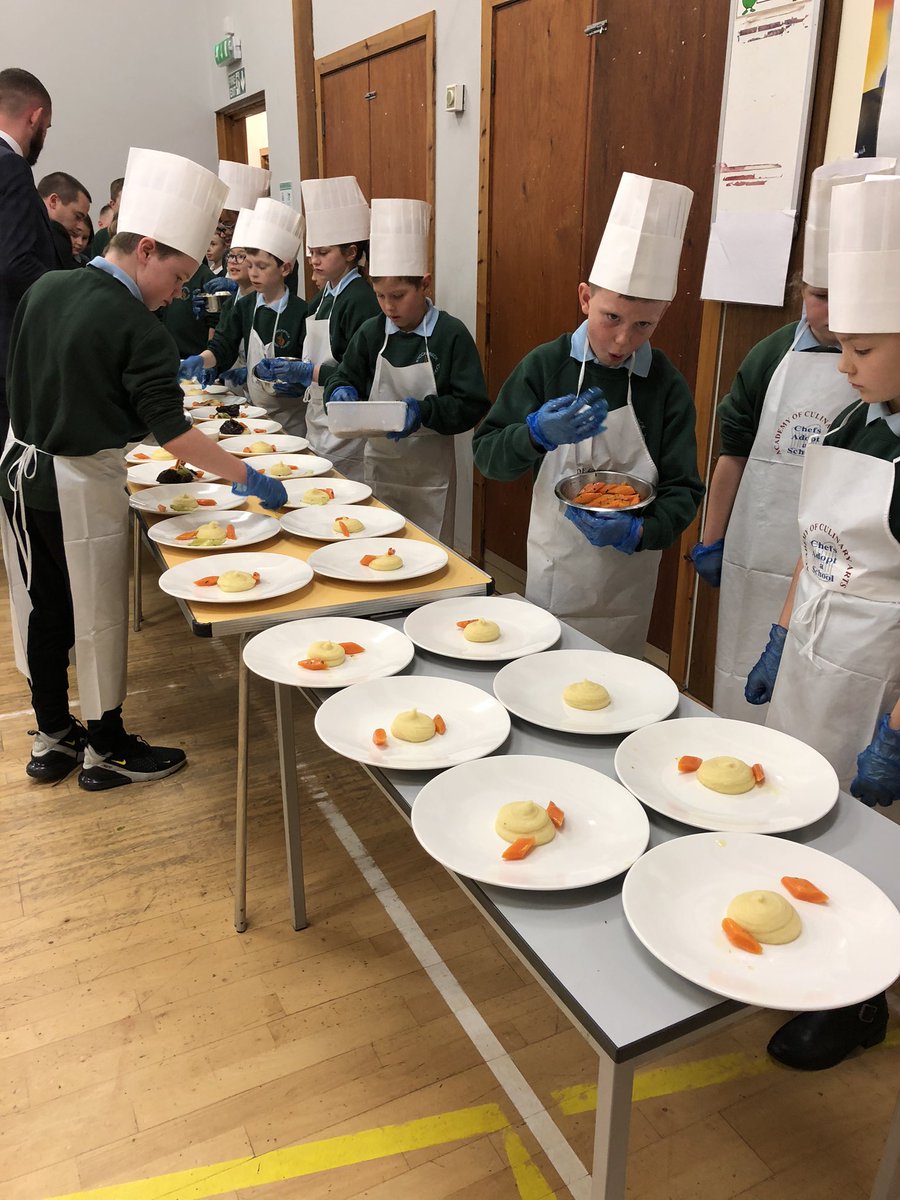 Jane Mackay tweet media