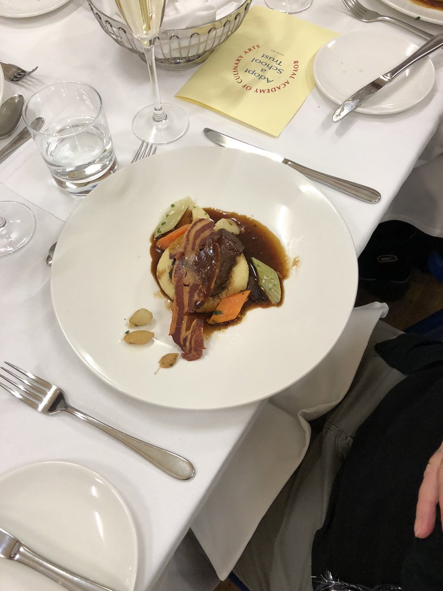 Jane Mackay tweet media