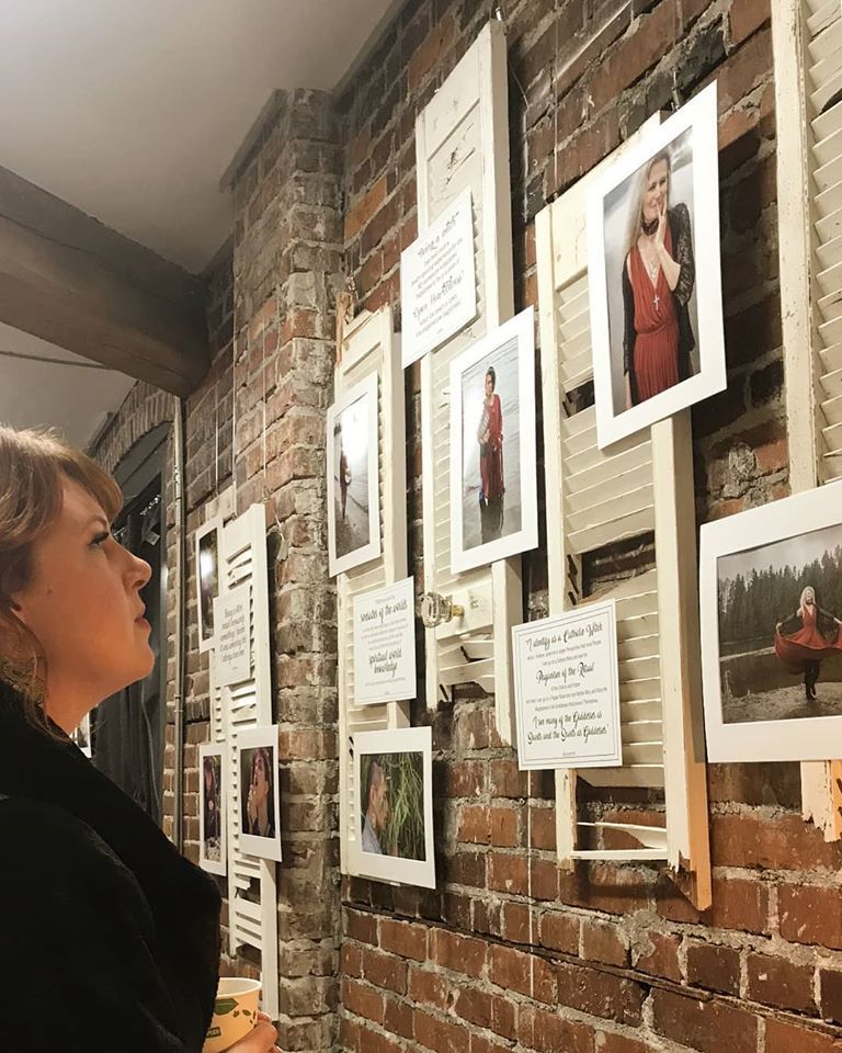 StoryShow's tweet photo. Thanks to Jessie Robertson for being on the show yesterday! Check out the Witches of Vancouver series at @LiquidAmberVan Oct 25-Dec 20, 2019
You may also catch Jessie playing bass with singer/songwriter @Dan_Moxon, concocting herbal remedies for her company Jessie's Potions! https://t.co/m1Lm0e7vH7