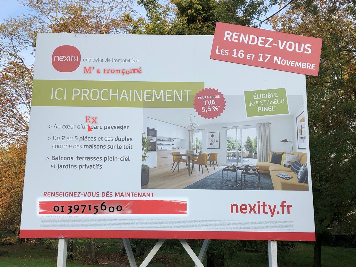 VRassemble's tweet photo. Projet nexity du quartier du Parc: 1/3: On n’en croyait pas nos yeux, alors on s’est dépêché de prendre des photos : les panneaux d’information du projet immobilier au Parc ont été détournés !! https://t.co/r4YhuUGJ2a