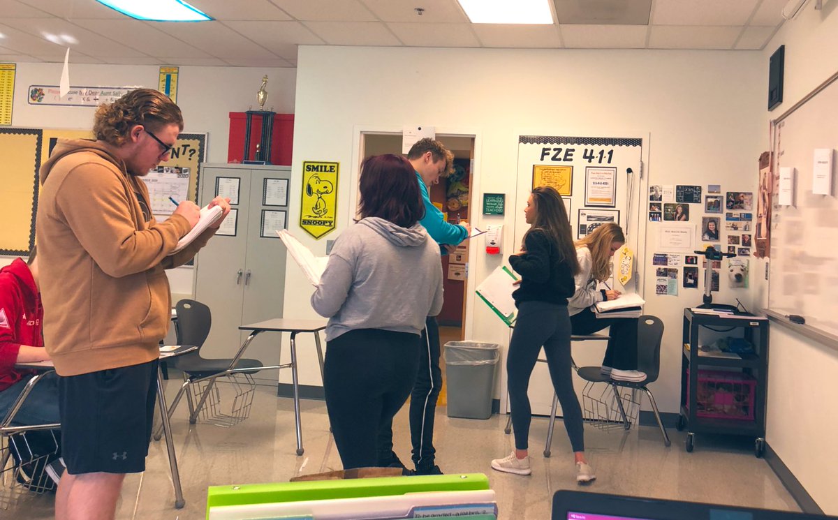fzeleitman's tweet photo. 3rd hour A3 walking their way through a polynomial graphs review... their favorite thing to do... especially on a Monday. ππΌββοΈ
#teacherlife #endbehavior #multiplicity #roots #ohmy https://t.co/ICF1zz1JOz