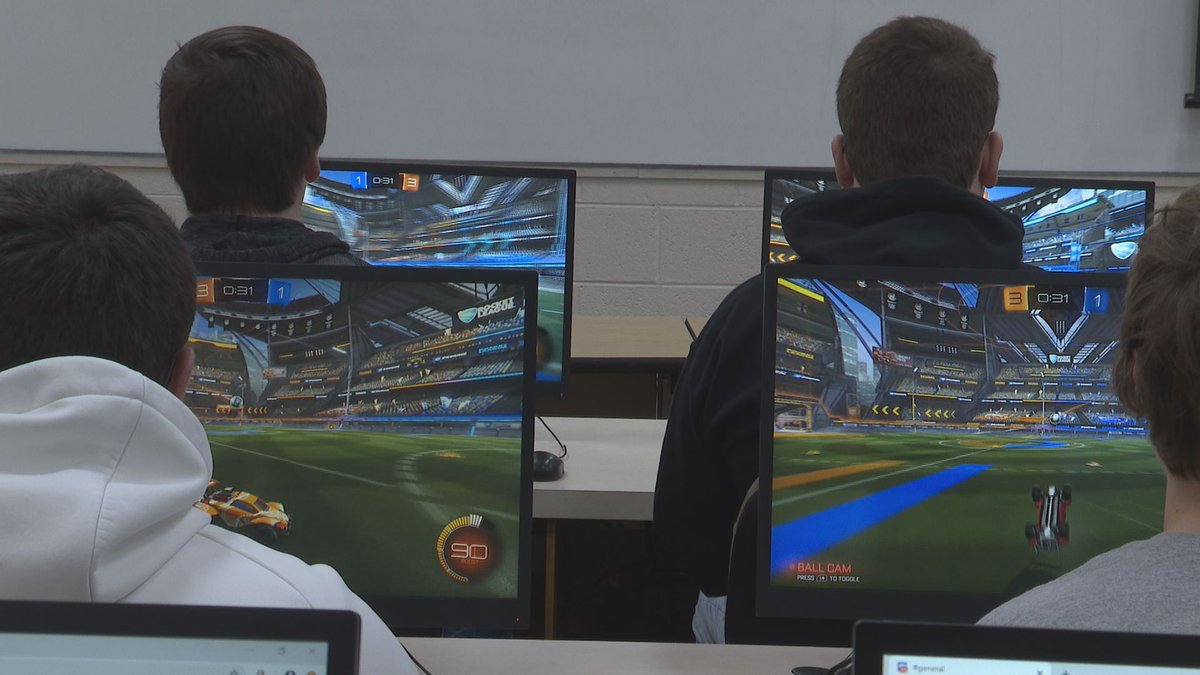 UWSP holds try outs for esports team buff.ly/32UqE1H