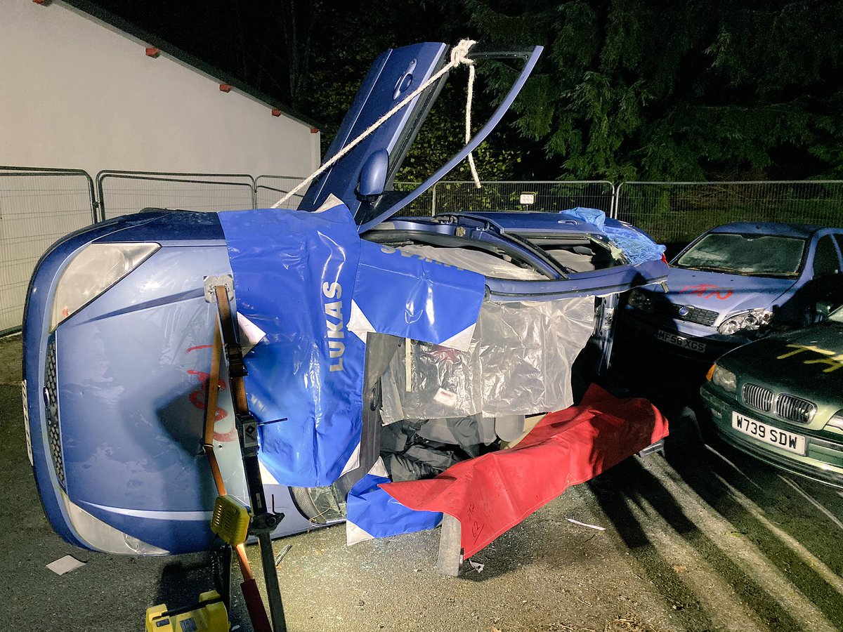 CarmarthenFire's tweet photo. RTC training this evening looking at implementing Immediate, Emergency and Main Plans 🚒🚒👍👍#carmscommand https://t.co/HGp00KG8y5