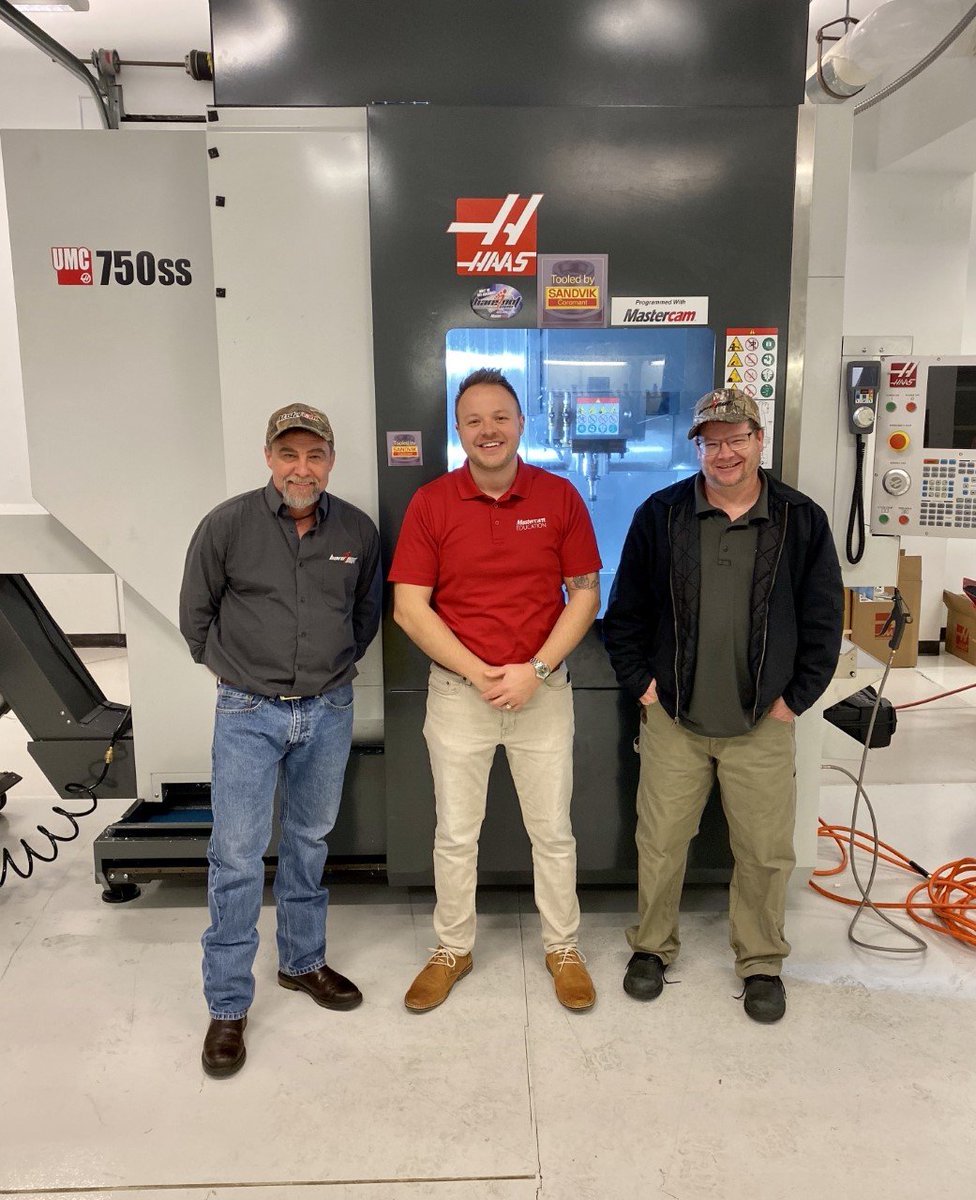 Mastercam's tweet photo. Congratulations to @SWIC for winning this past weekend's #ProjectMFG. A special shout out to our Reseller @BarefootCNC for helping with the competition.
#STEM #FutureMFG #CNCMachining #Winners #competition #MastercamEverywhere #Rise https://t.co/AjCSz5fags