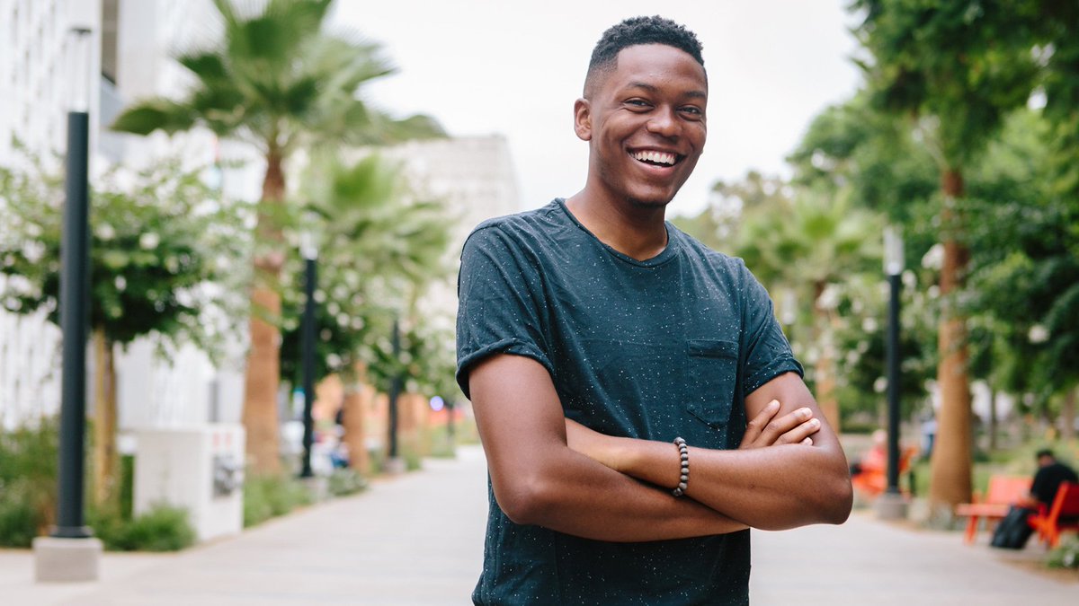 calstate's tweet photo. Historically, young men of color earn degrees at lower rates than their counterparts. The CSU is working to change this through #GradInitiative2025.

Hear how @csuf's Male Success Initiative is preparing future leaders like Josh Kelly: https://t.co/1Yl9vU5wLW. https://t.co/DKVS4AkBZO