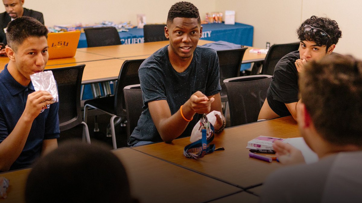 calstate's tweet photo. Historically, young men of color earn degrees at lower rates than their counterparts. The CSU is working to change this through #GradInitiative2025.

Hear how @csuf's Male Success Initiative is preparing future leaders like Josh Kelly: https://t.co/1Yl9vU5wLW. https://t.co/DKVS4AkBZO