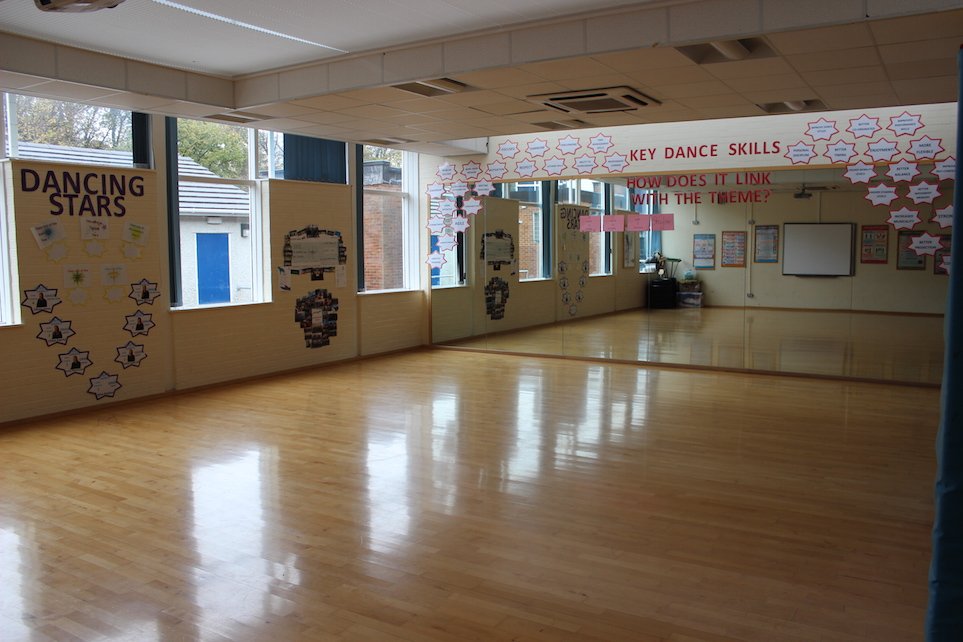 OurLadysSLS's tweet photo. Looking for a local Dance Studio? Why not come view ours? #OurLadys #Lancaster #DanceStudio #Dance #ForHire https://t.co/OsG8wiLTjG