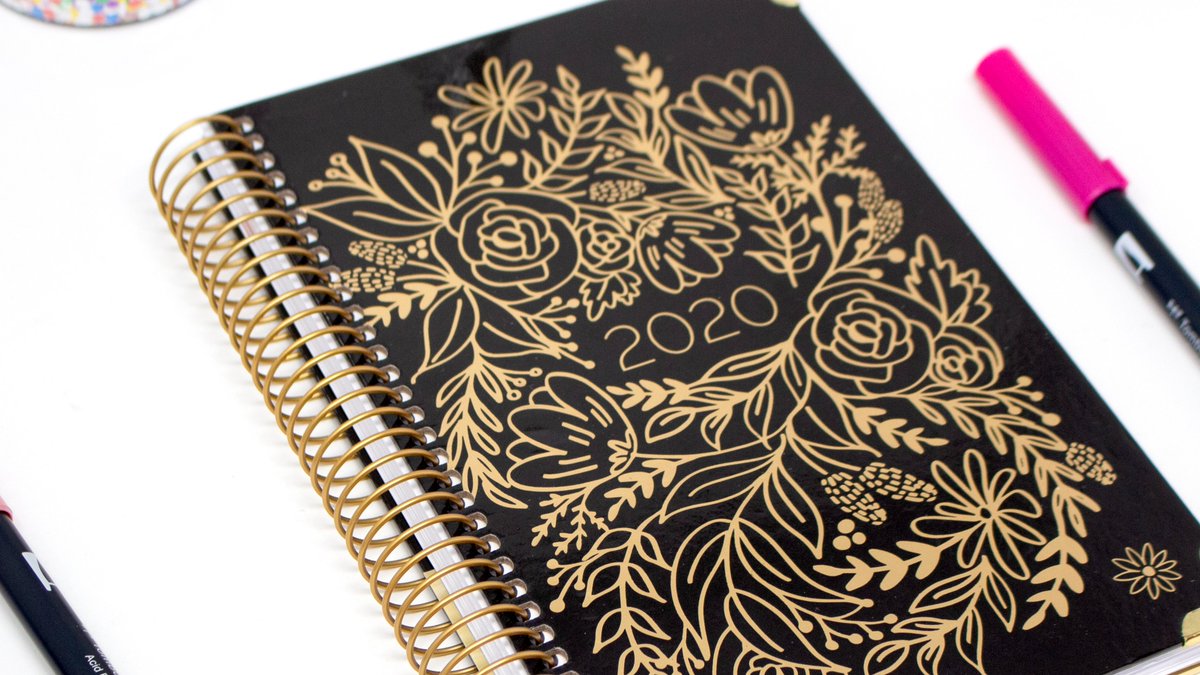 Happy Monday #bloomgirl! Time for another #GIVEAWAY to celebrate!  We're giving away a 2020 Gold Embroidered Planner! 🤩

To Enter:
1.) Follow <a href="/bloomplanners/">bloom daily planners</a>
2.) RT! 
3.) Let us know your FAVORITE Thanksgiving dish! 

Winner will be announced on 11/20! Giveaway for U.S. only.