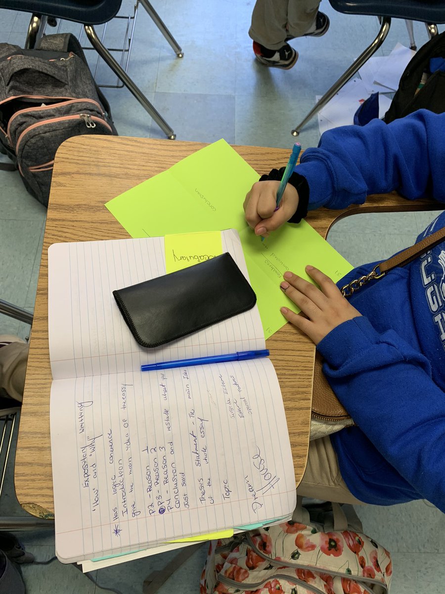 msthomasela8's tweet photo. Using the Frayer Model for Explanatory Prewriting #weslayela https://t.co/qwKJPWbkCf