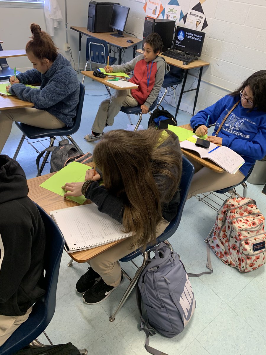 msthomasela8's tweet photo. Using the Frayer Model for Explanatory Prewriting #weslayela https://t.co/qwKJPWbkCf