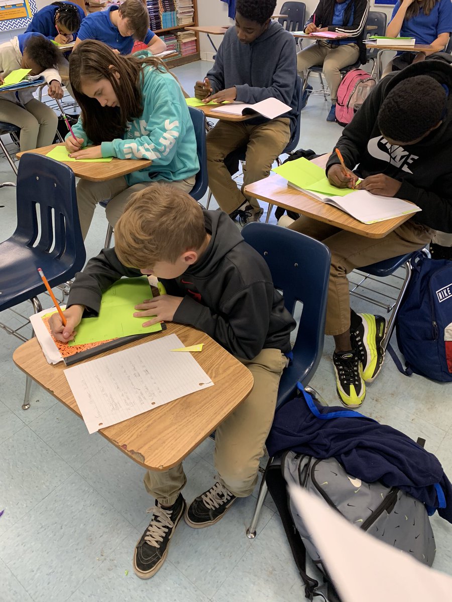 msthomasela8's tweet photo. Using the Frayer Model for Explanatory Prewriting #weslayela https://t.co/qwKJPWbkCf