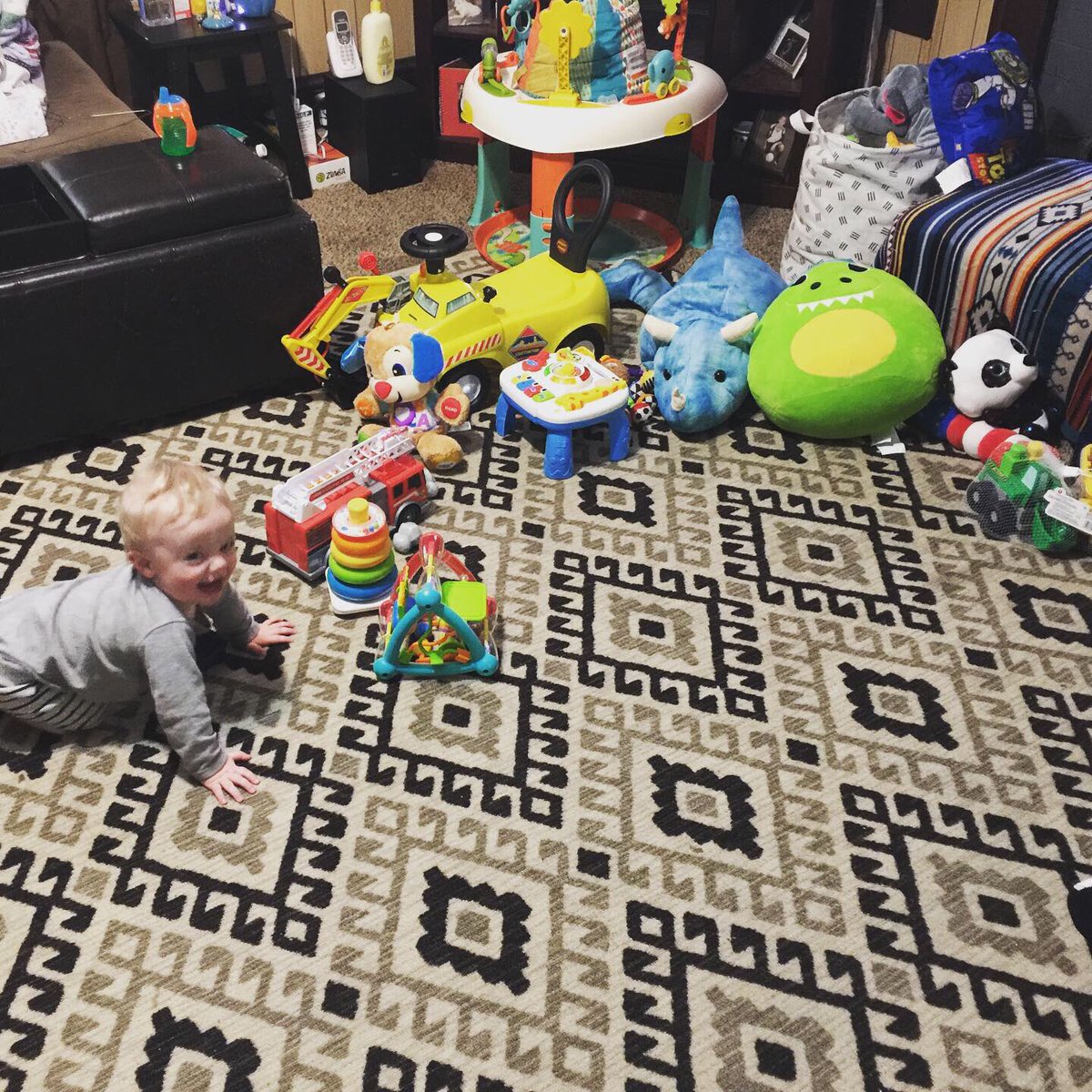 theboholeopard's tweet photo. Happiest birthday boy ever!
Happy Birthday Grayson!
#mamasboy
#graysoncole
#birthdayboy https://t.co/Xo7QwrGsep