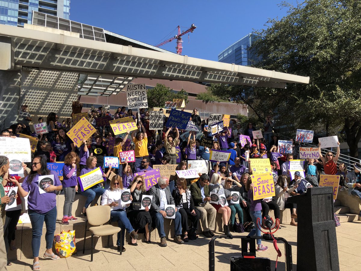 elmachuca's tweet photo. “Vote NO, trustees!!”
#saveourschools #savepease https://t.co/D00I23nPRC