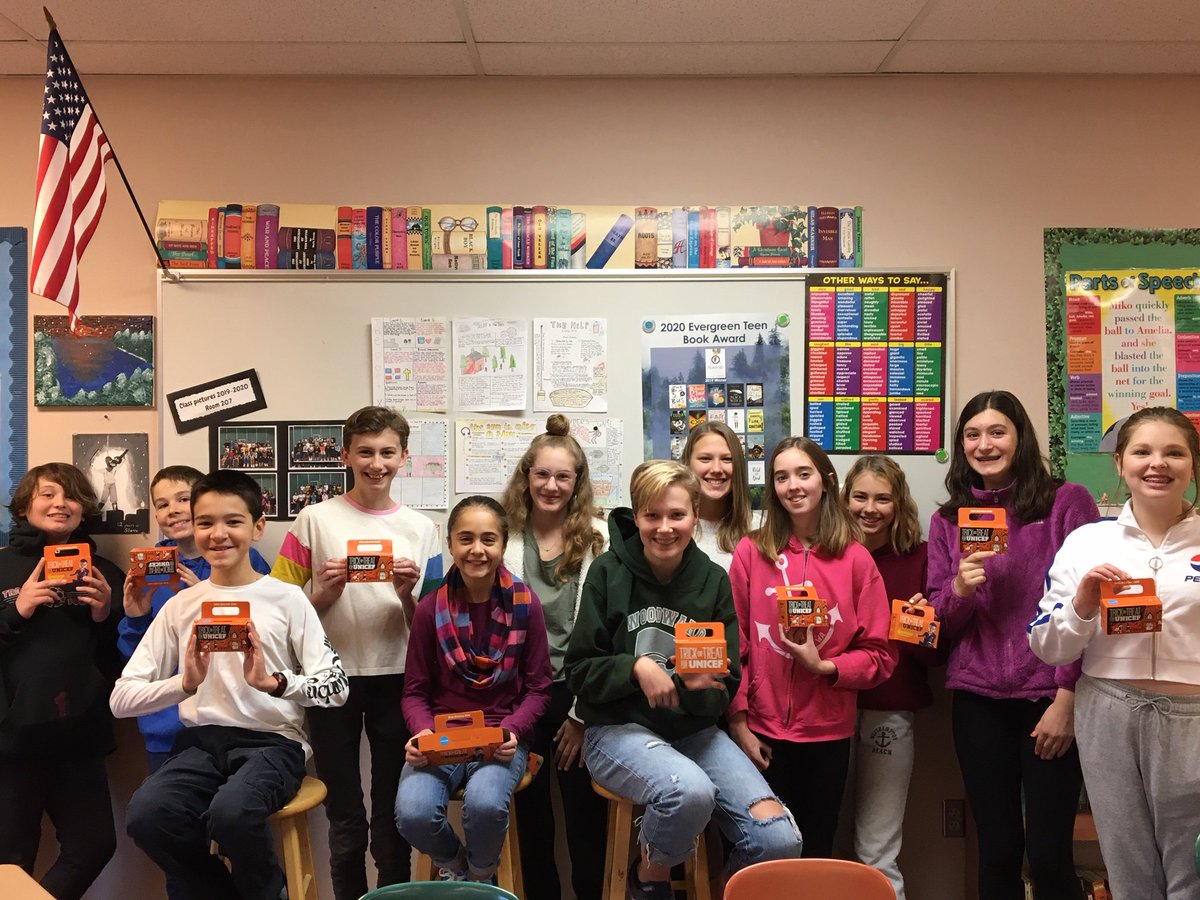 island_303's tweet photo. Way to go Woodward Builder's Club! These students helped raise money for UNICEF's Project Eliminate, which makes tetanus vaccines available in developing countries. The club members promoted the cause to their classmates with posters and announcements. More than $800 was raised! https://t.co/dIwS6IdIz4