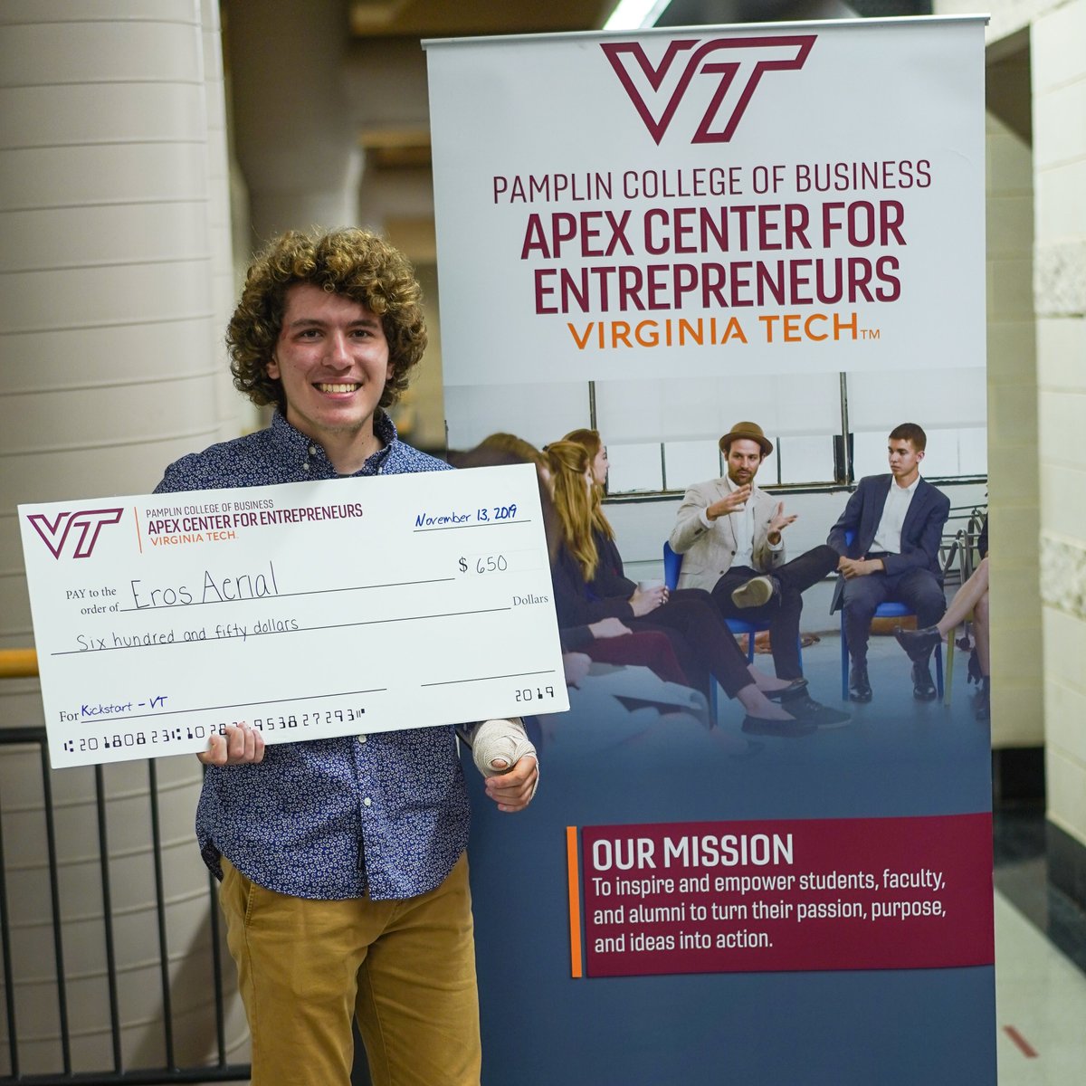 ApexCenterVT's tweet photo. Congratulations to all of our winners from last week's #KickStartVT #LivePitch competition! Teams Eros Ariel, Reserved, Hitch Hiqe, and Riggs Gear joined us to pitch their ideas live to a panel of judges for critiques, advice, and as always, money!
#KickstartVT https://t.co/Lzh1gisbAx