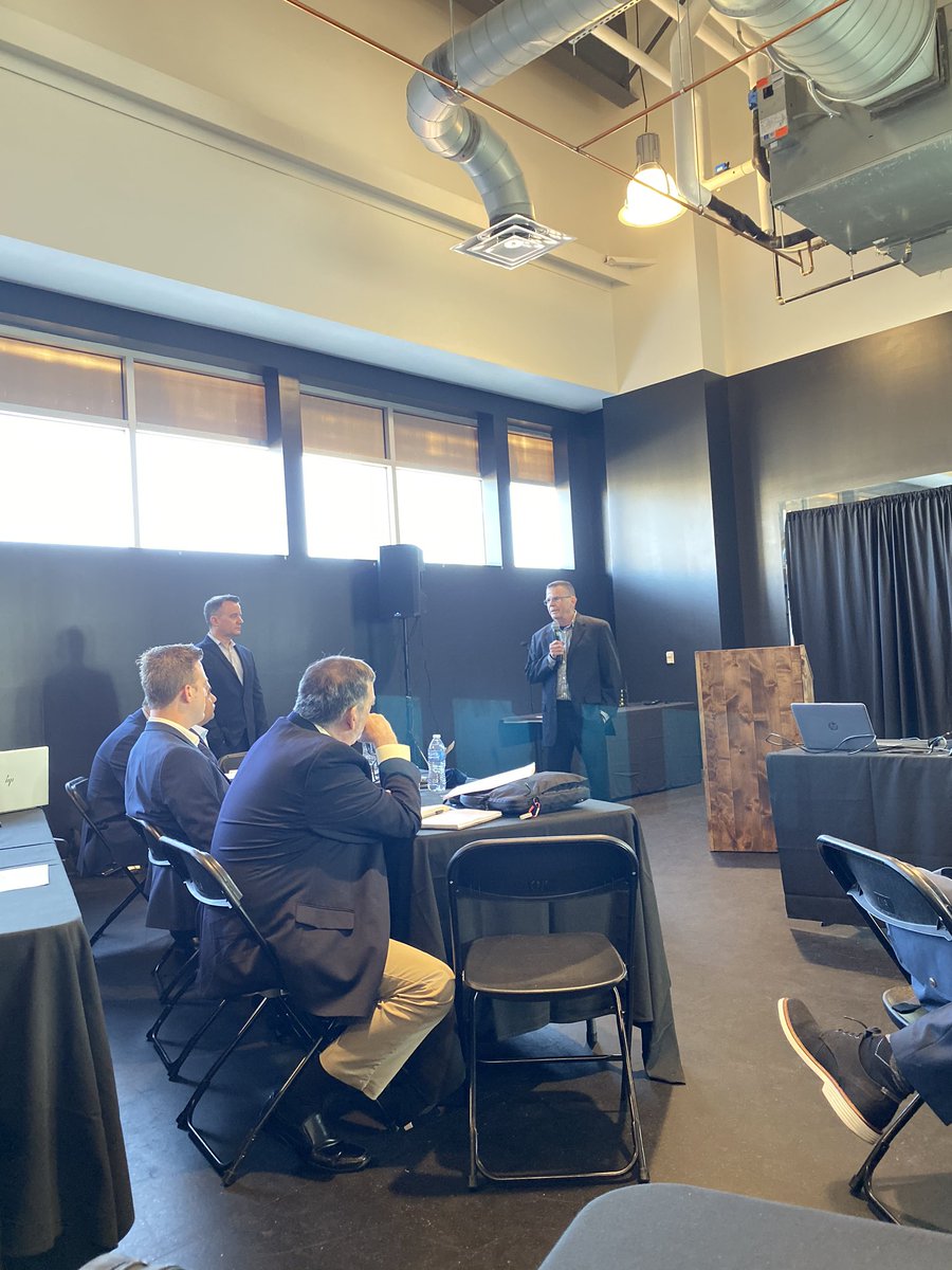 Karina Alvarado tweet media