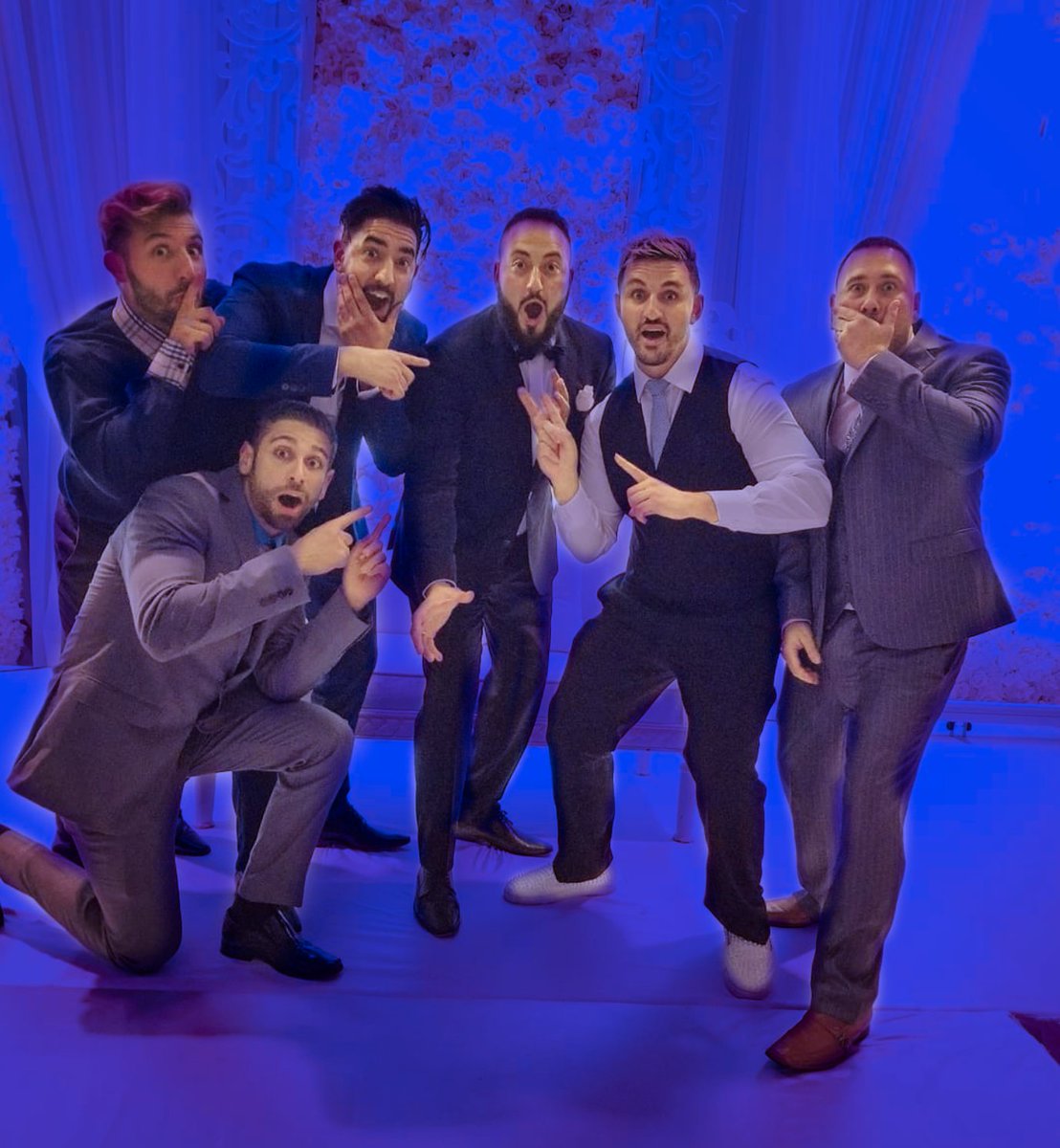 kanimmedia's tweet photo. 6 crazy YouTubers, and almost 9 million combined subscribers. Collaborate with other content creators to reach a new audience! And plus, fans and viewers love to watch YouTubers collab and form YouTube squads. Comment your favorite YouTube team below!! Juicy Gang?? 👀👀👀 https://t.co/3EEk0u4fZc