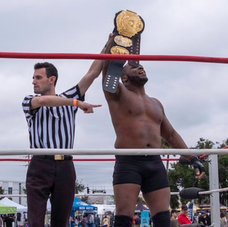 IBelieveInWrestling tweet media