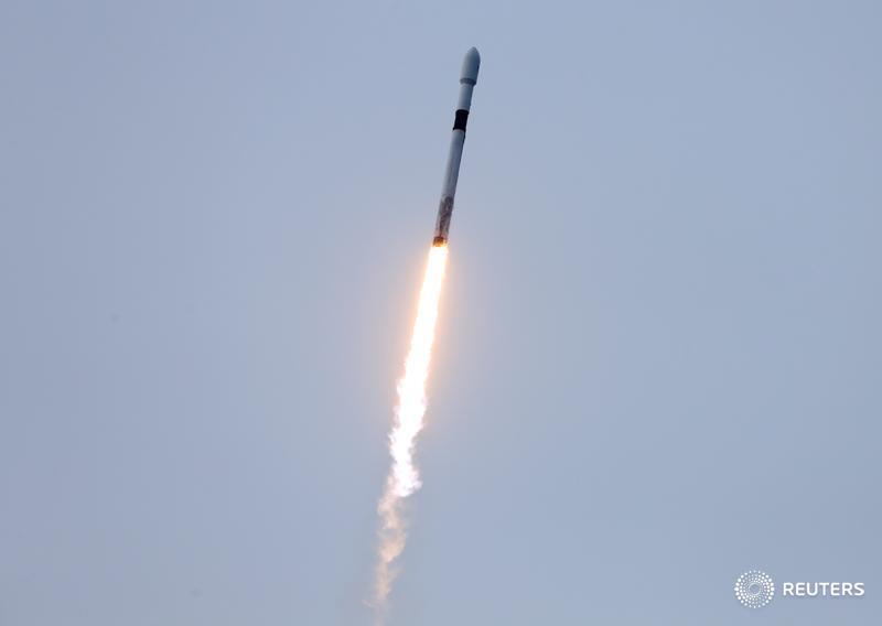 Israel’s Space Communications says its Amos-17 communication satellite, which was launched into space in August, has completed its in-orbit testing and reached its final position reut.rs/2KxxUKF