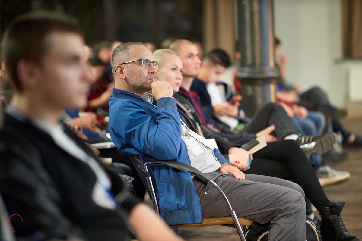 nix_ukraine's tweet image. Для ThinkJava #10 наши спикеры подготовили самые актуальные доклады, поделились опытом, ответили на десятки вопросов и помогли четырем сотням слушателей с огоньком провести октябрьский пятничный вечер.
Все фотографии юбилейного митапа уже собраны в альбоме facebook.com/pg/thinkjavaKh…