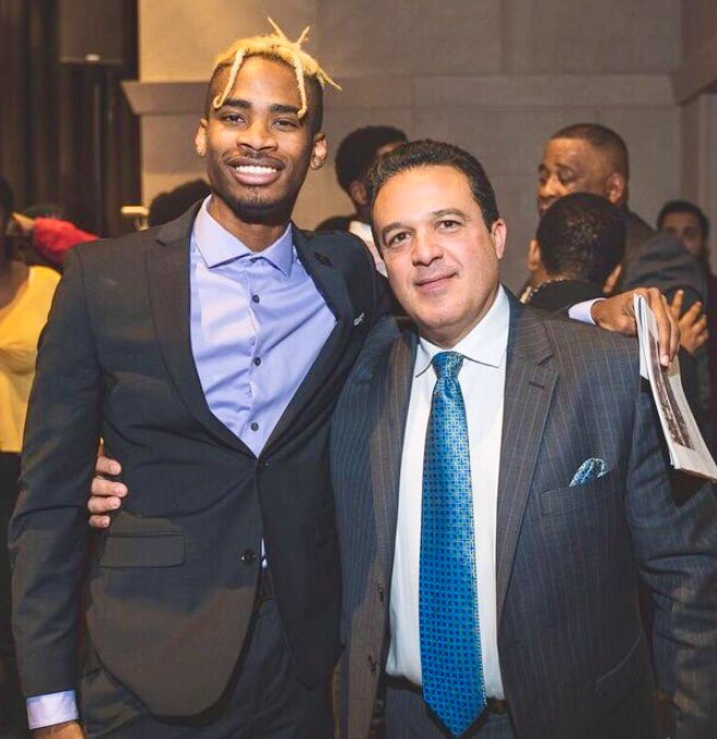 yonkersmbk's tweet photo. Fresh off the #ObamaSummit stage, Special guest MC &amp; 2018 #nysmbk fellow @deandreakbrown with Superintendent of Schools @quezada1229 at #forusbyusmbk. https://t.co/Mi2QAG3bLJ