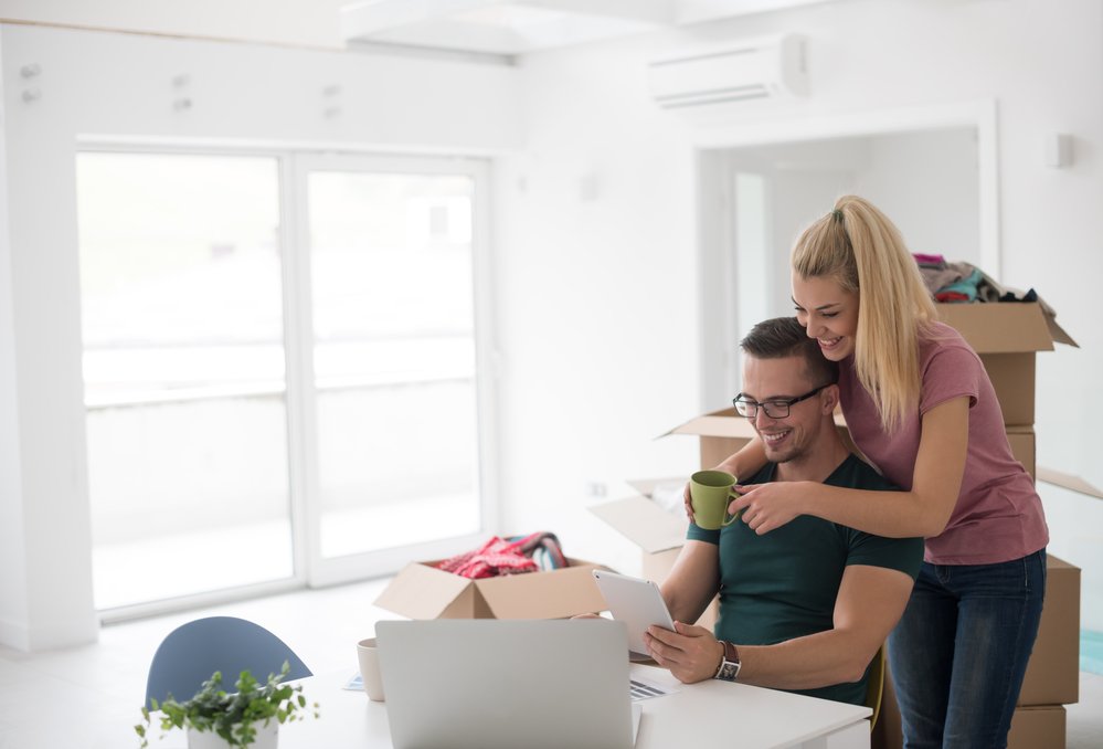 FactoryHouse2's tweet photo. Creemos en la importancia de que un buen agente inmobiliario experimentado y de plena confianza te acompañe fielmente en la tarea de conseguir con éxito la venta de tu vivienda.
👉Factoryhouse👈
☎951 400 865
🎯https://t.co/6Hc5jRt8xp
#FactoryHouse #Málaga #InmobiliariaenMálaga https://t.co/qbKopbiHEu