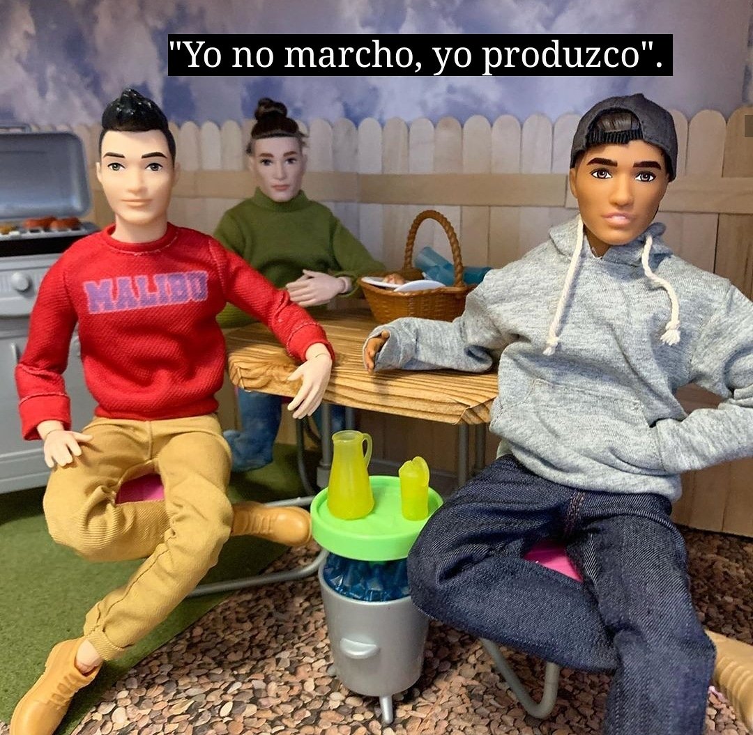 barbieykencol's tweet photo. #RazonesParaMarchar Esperemos el ESMAD los llene de gases y el ejército los deje sin ojos. https://t.co/uVZl1VtI44