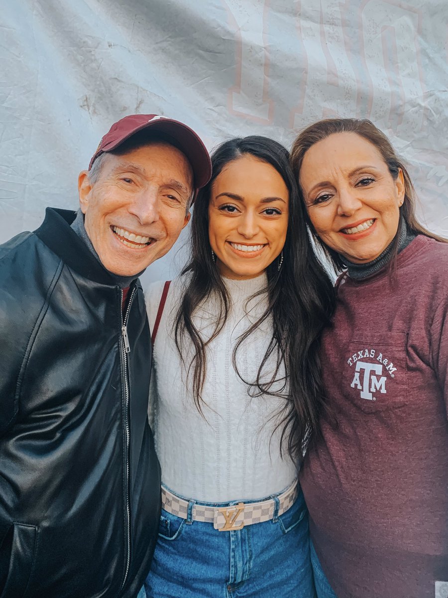 Aggie Delta Zeta tweet media