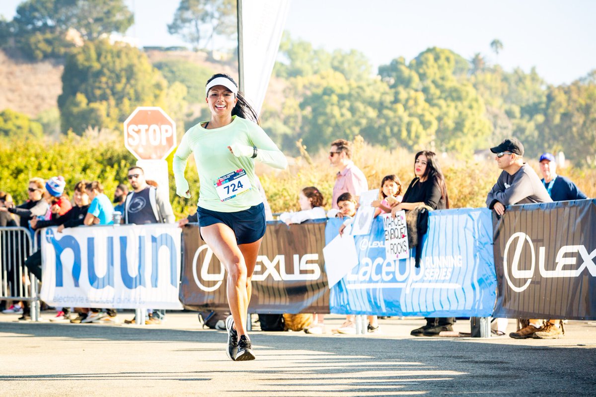 IrongirlNadia's tweet photo. Running towards my half marathon #98 next @laceupseries Riverside reindeer run! Join me Sun 12.8.19. Promo NADIA10 saves 10% off any distance. #laceupseries #laceuprunning #headsweats #thesweatlife https://t.co/J87TNFgH9x