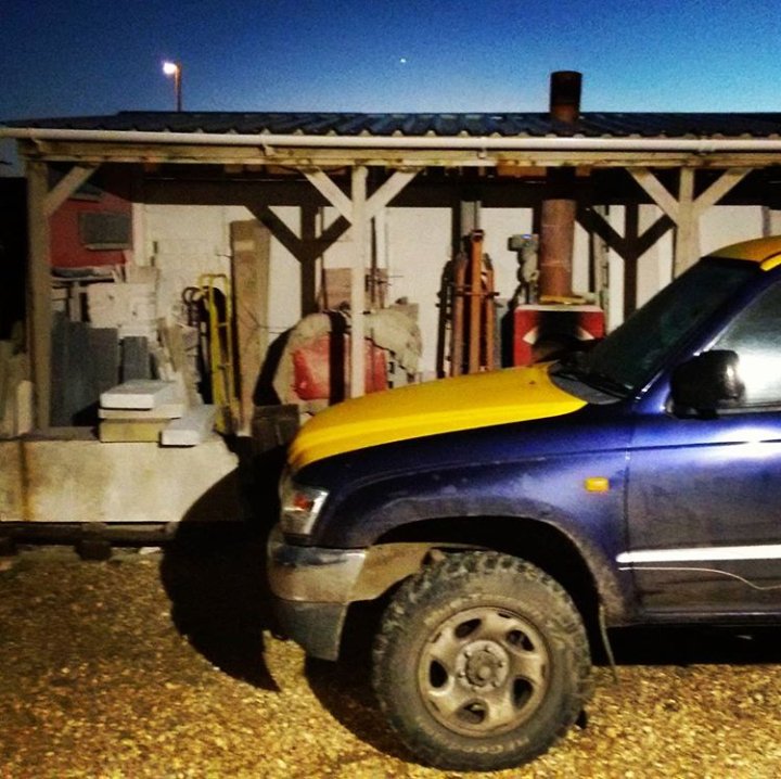 Winter late afternoon at The Woodyard. Just over a month to solstice. #workshop #Cambridge #winter