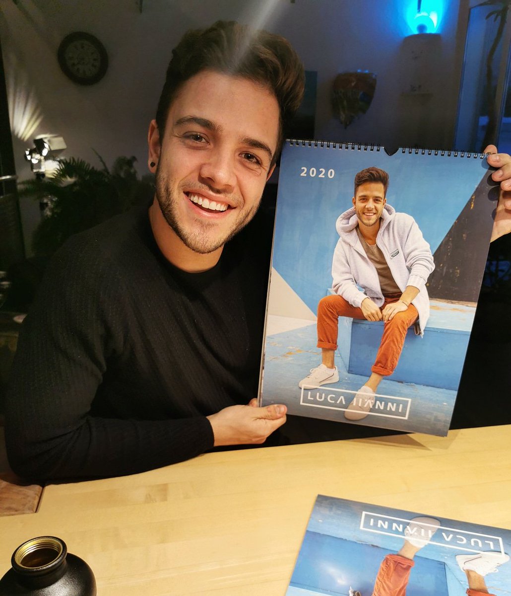 haenni__luca's tweet photo. Heeeeey🤭yes my new calender 2020 is ready for you🕺🏻link : https://t.co/fQdPK3Q5xM Er ist wieder mega geworden hoffe er gefällt euch allen :) #calender #new #2020 #great #happy https://t.co/1krhy0Aj5T