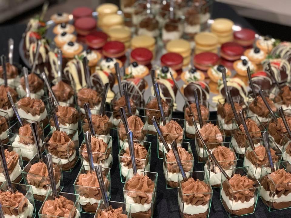 MorrisonLiving's tweet photo. We are incredibly excited to be partnering with #AnthologySeniorLiving and provide fresh, delicious and innovative dining experiences for residents! Our chefs absolutely crushed the latest opening event at #AnthologyAtFarmington! #MorrisonProud #MorrisonKnowsFood https://t.co/HH7fabArvu