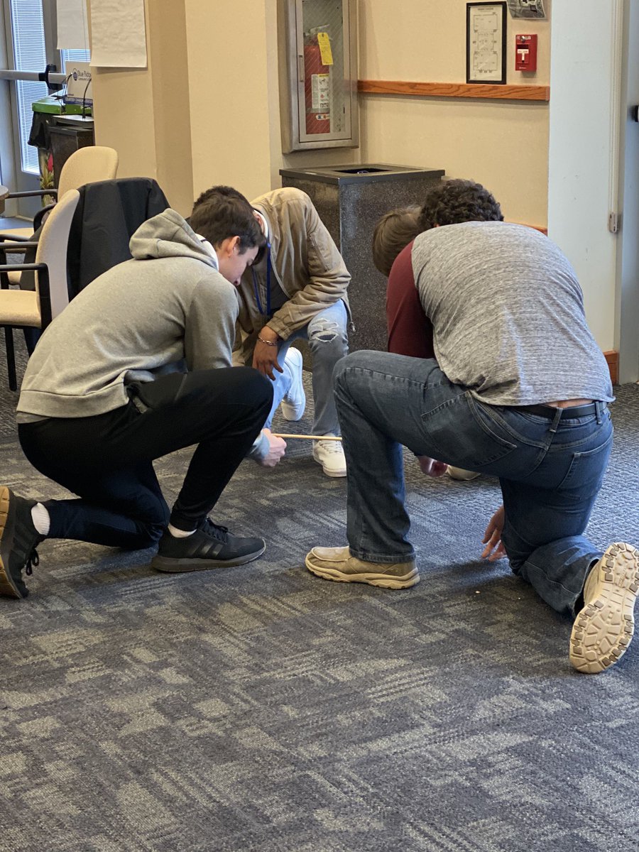 be_everidge's tweet image. Day 1 of the StartUp Experience for students in the Shenandoah Valley!! These kids are invested and taking ownership of such an amazing learning experience!! #BlueStreakPride; #HCPS; #CTELearning