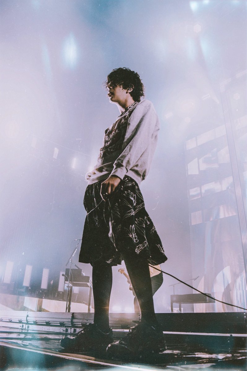 1975cassi's tweet photo. The 1975 Live in Camden, NJ || Photos by me (@cepaigephoto on IG) https://t.co/wbSjlnKk40