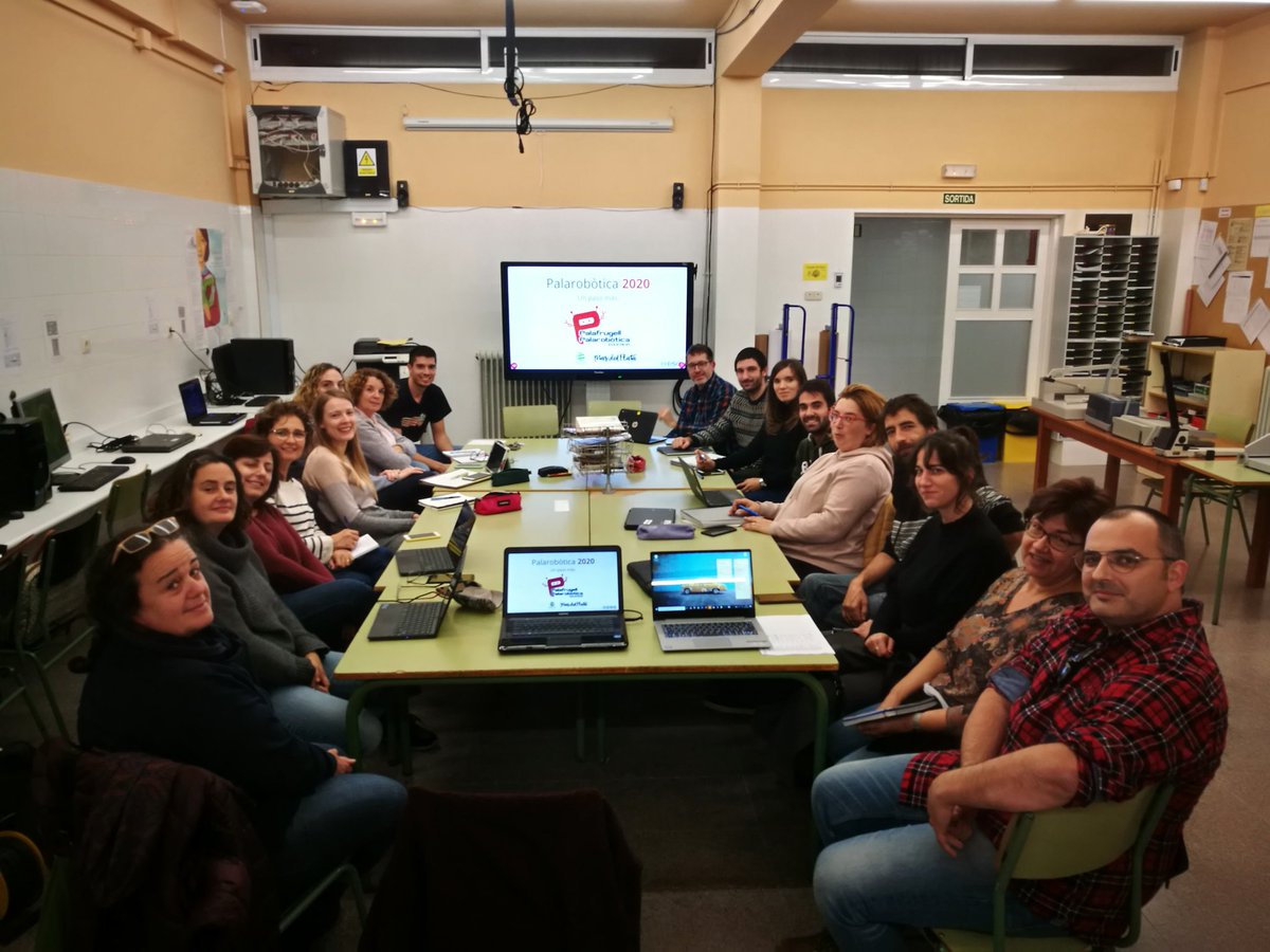 Palarobòtica tweet media