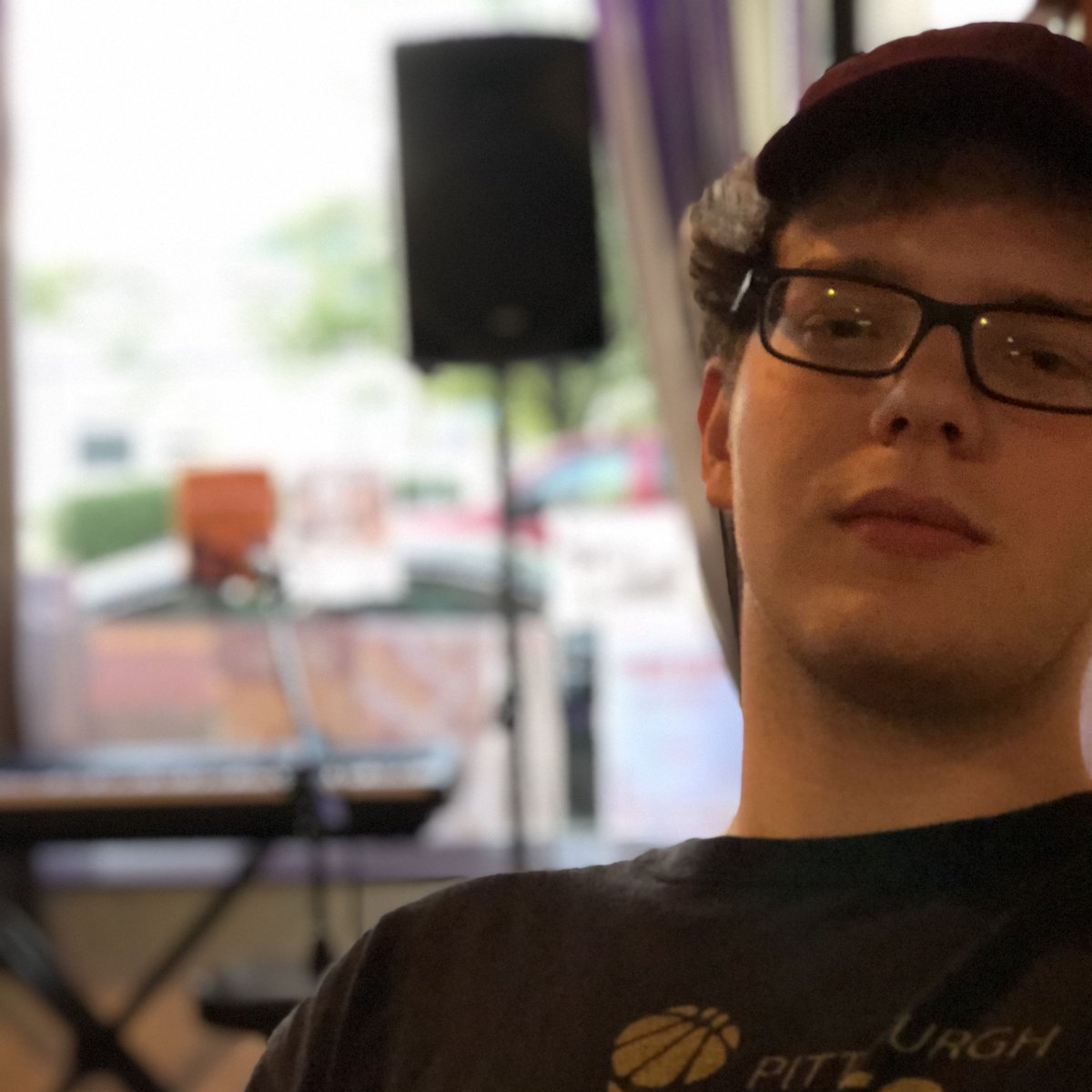 WYEP's tweet photo. WYEP's #Local913Live is this Thursday, featuring the winners of this summer's Singer-Songwriter Competition.
Check out music from @codycpiper. He has a new six-track debut EP, Bygones, out now!
Join us for this free happy hour, Thursday!
https://t.co/xmGSE4Q4A2 https://t.co/ZQt5bqAVLe