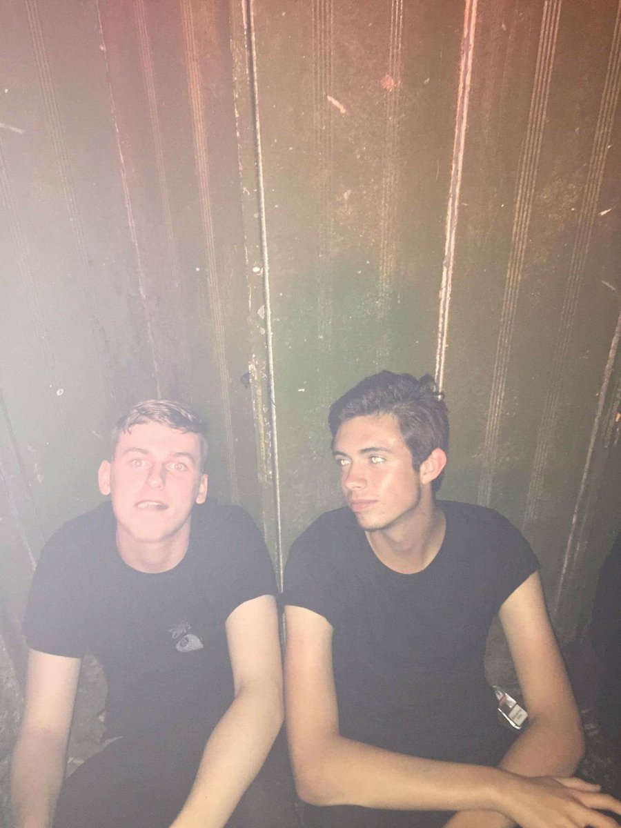 JakeAddison98's tweet photo. @JoelWeight happy birthday woahmite, best captain a man could as for https://t.co/3g9VkZDIAn