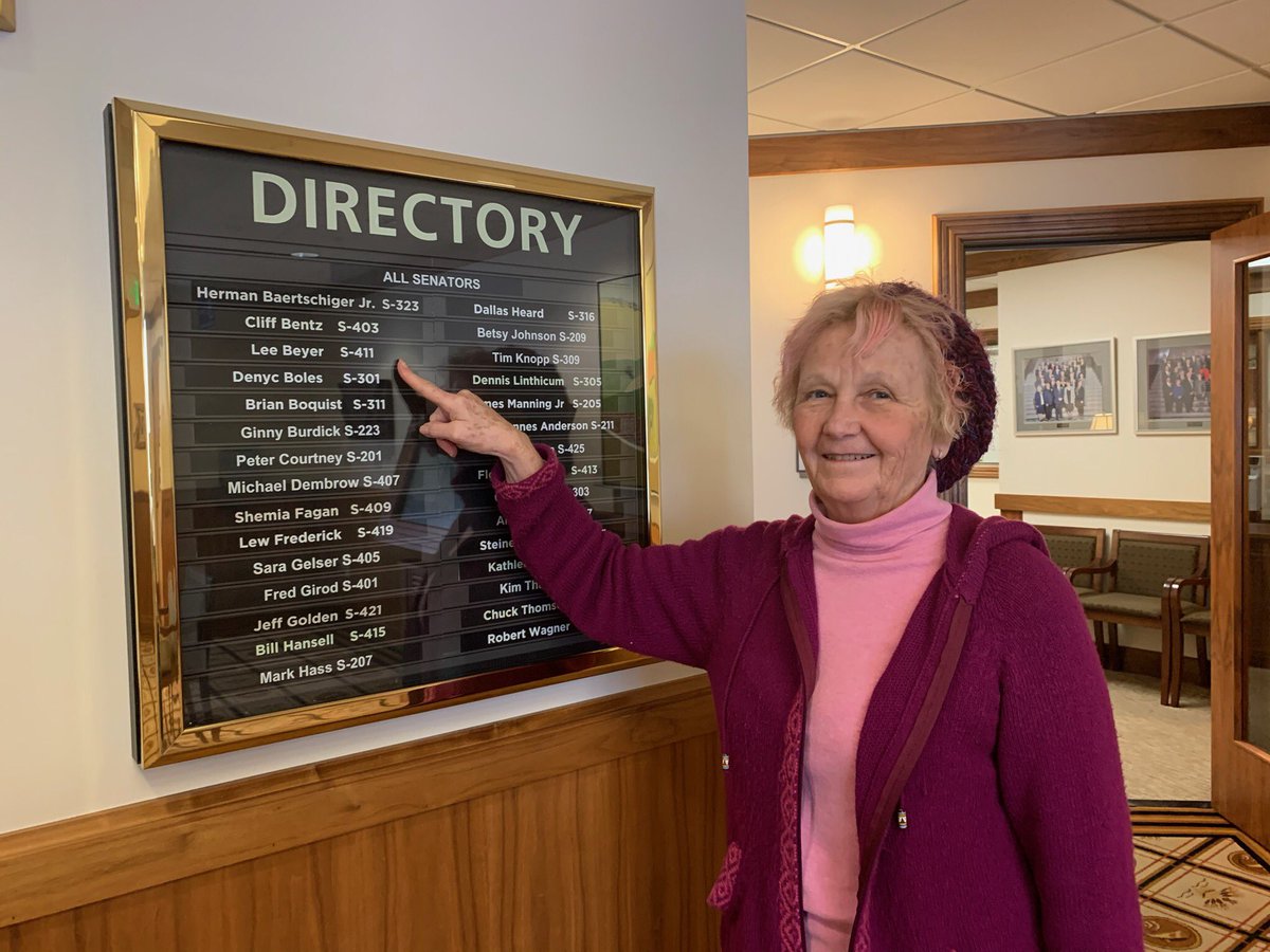 youthignitechng's tweet photo. Helen Kennedy says she drove in from the countryside in Lane County to #ActOnClimate in support of #CleanEnergyJobw and seek out Sen. Lee Beyer. She just left Sen. Pres. Courtney's office with a smile and determination. #ORpol #ORleg https://t.co/j9bxVPcfZW