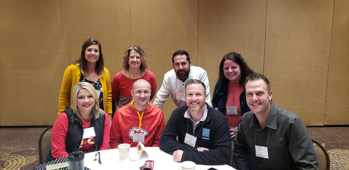 Akc_DisneyDiva's tweet photo. School Wellness Symposium: building bridges across race and culture through courageous conversations. Take risks with a growth mindset. @MOASSP @RigorRelevance https://t.co/T33krDyhlZ