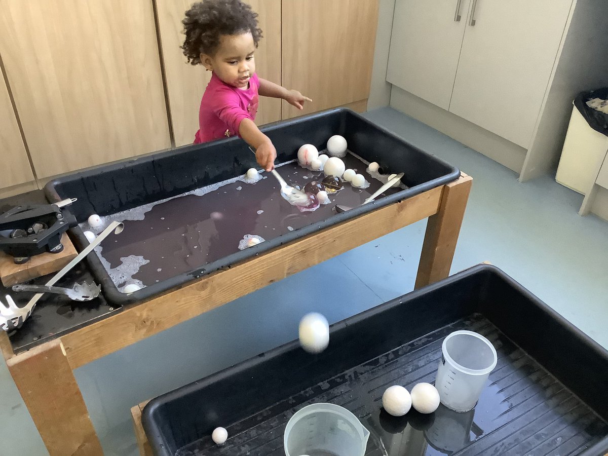anfieldroadeyfs's tweet photo. Baby Bugs have been working on their hand eye co-ordination and their gross motor skills! Look at that celebration! π₯³π₯³ #babybugs #itsfunbeing2 https://t.co/x3CB30WayI