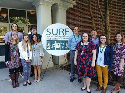 Ten ETSU undergraduates attended the 4th annual SoCon Undergraduate Research Forum. Here, these students got the opportunity to present their research projects to other undergraduates and sharpen their presentation skills. 
oupub.etsu.edu/news/2019/11-n…