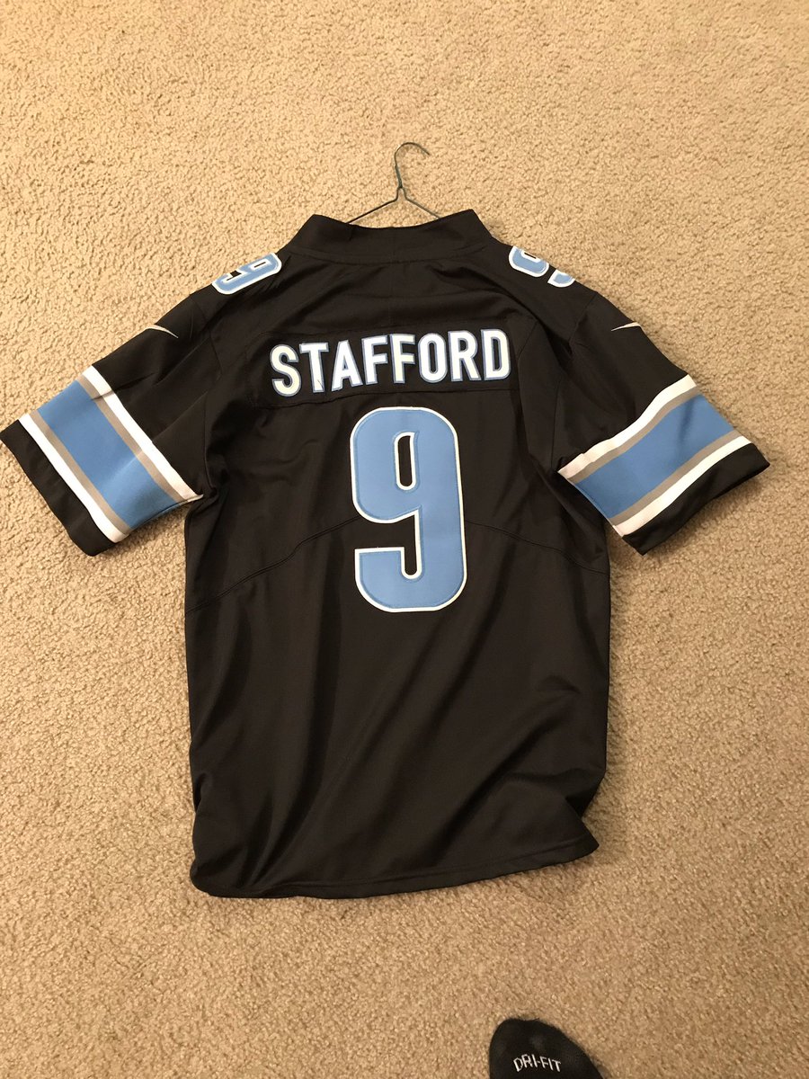 lionsden1997's tweet photo. Stafford jersey for sale 25 dollars. I’ll ship it to you. Dm for details . https://t.co/inlmBpvLJ3