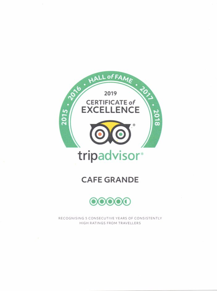 cafegrande_edin's tweet photo. Working harder than a politician’s jaw muscles, since 2015!
Don’t just take our word for it...
#breakfast #brunch #lunch #dinner #goodfood #coffee #beer #wine #dogfriendly #snacks #drinks #food  #edinburgh #bruntsfield #edinburghfood #tasty #excellence #ChristmasIsComing https://t.co/r2hRlAQiGE
