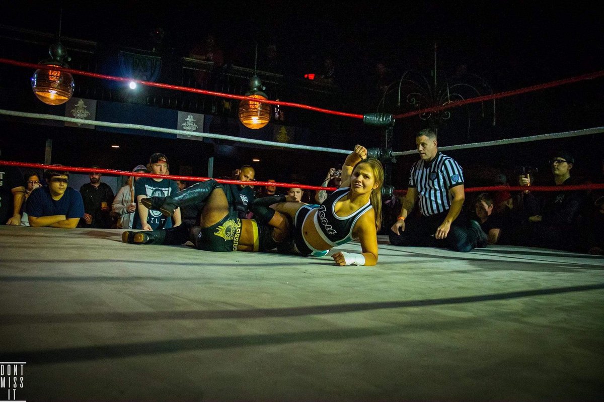 WHATomorrow's tweet photo. An incredible debut for Leyla Hirsch at #WHAT12 and she nearly submitted the #CultureQueen. https://t.co/qLp6obIhUY