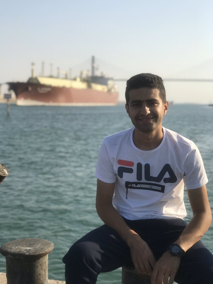 OmarSha31425096's tweet photo. #Finalleave♥️💪🏻
اخر اجازه ي جيش 🕺🏻🕺🏻♥️😂 https://t.co/uKqOpEq5zL