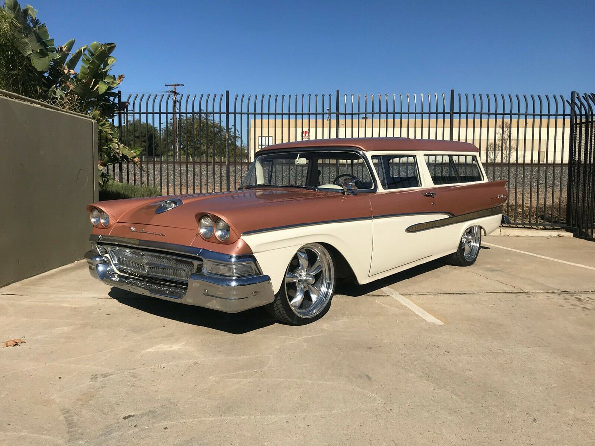 Mercomatic's tweet photo. 1958 #Meteor #RanchWagon; upgraded to a 390 cid with C6 automatic. Canadian version of the full-size #Ford. Body-side trim was the same as the #Ford #stationwagon's this year. A special grille and hubcaps provided Meteor identity. https://t.co/u7z04qNBLd https://t.co/oUxDKa1gde