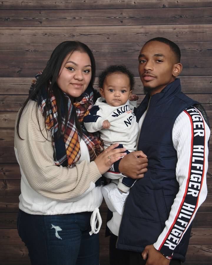 ITweet_ItRight's tweet photo. Family Pictures 2k19 🧡 https://t.co/3fIYQe5CsL