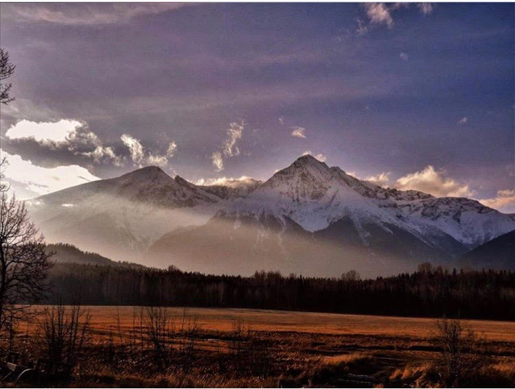 Study North BC (@study_northbc) on Twitter photo Why move mountains, when you can move to the mountains instead? Smithers in #northwesternBC sits between the Hudson Bay Mountain range and Babine Mountain. It's also home to the <a href="/CMTNcollege/">Coast Mountain College</a> Smithers campus. ow.ly/Hh6C50x98Hp π·: @adventuresinnorthernbc Why move mountains, when you can move to the mountains instead? Smithers in #northwesternBC sits between the Hudson Bay Mountain range and Babine Mountain. It's also home to the <a href="/CMTNcollege/">Coast Mountain College</a> Smithers campus. ow.ly/Hh6C50x98Hp π·: @adventuresinnorthernbc