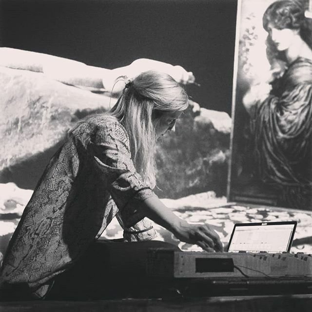 ModularMondays's tweet image. Ce soir, au lieu de nos Modular Mondays habituels à Eastern Bloc, nous vous invitons à une représentation à La Sala Rossa dans le cadre de la série de concerts No Hay Banda. On se voit là-bas! // Tonight instead of our regular Modular Mondays at Eastern Bloc we invite you to…