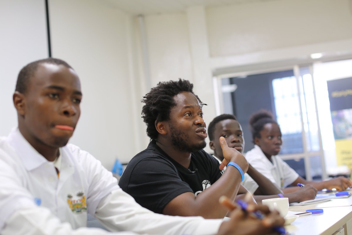 UNICEFSL's tweet image. UNICEF Goodwill Ambassador Ishmael Beah, interacts with children and youths at our office in Freetown, in the lead up to #WorldChildrensDay, which also marks the 30th anniversary of the #CRC. 

#ForEveryChild, every right